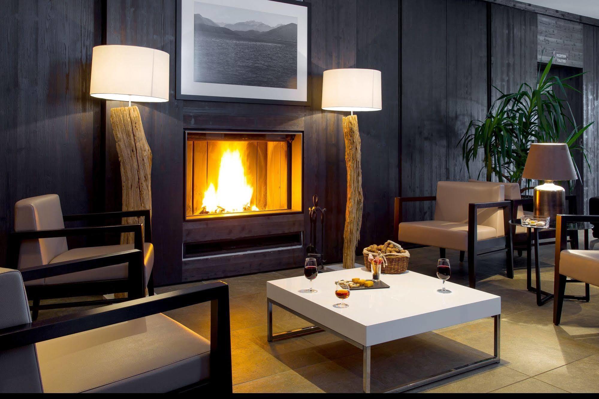 Hotel Blanc Marigny-Saint-Marcel Extérieur photo